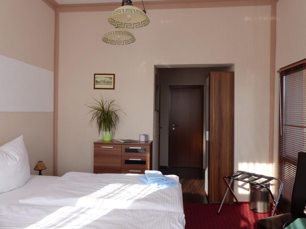 Hotel Friedchen Mit Eigener Fleischerei Artern Pokoj fotografie